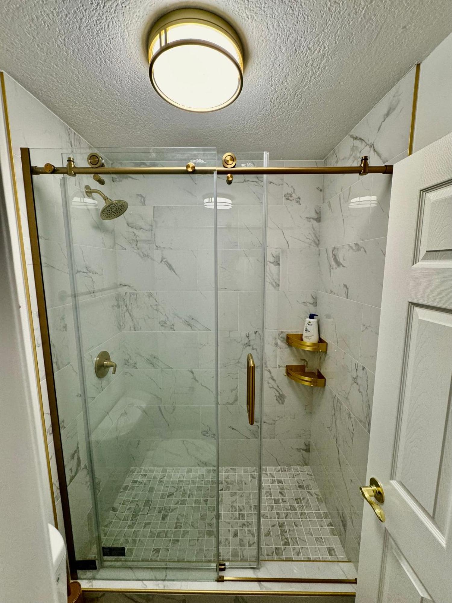 Apartment Pool - Wifi - Parking - Location !