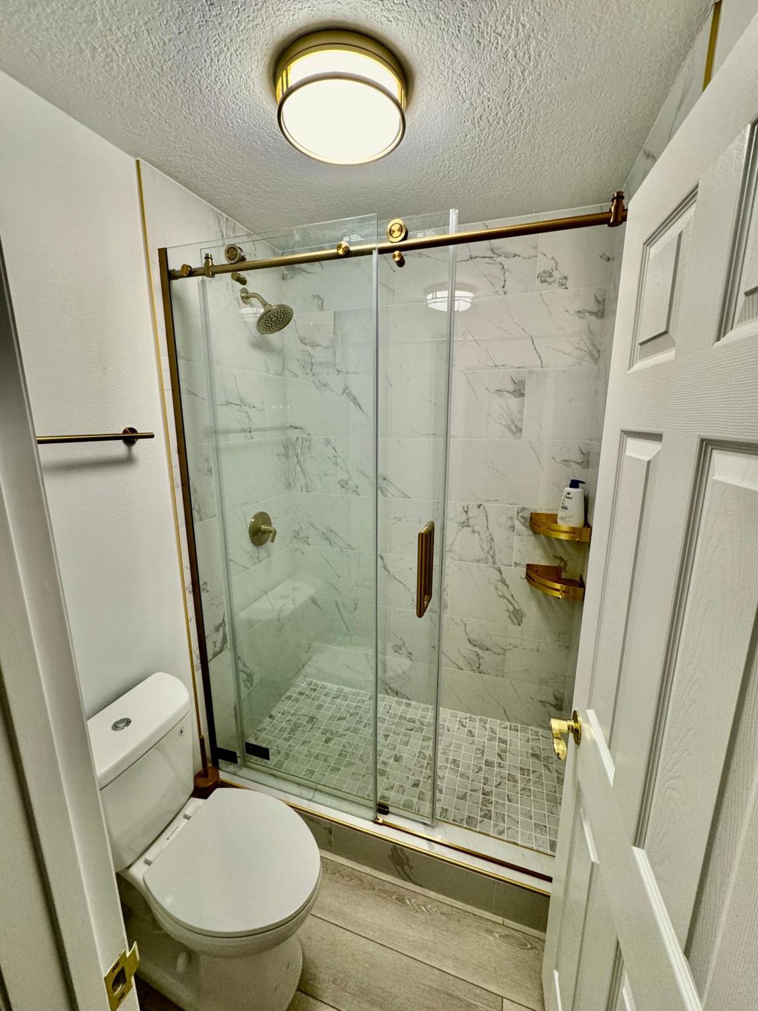 Apartment Pool - Wifi - Parking - Location !